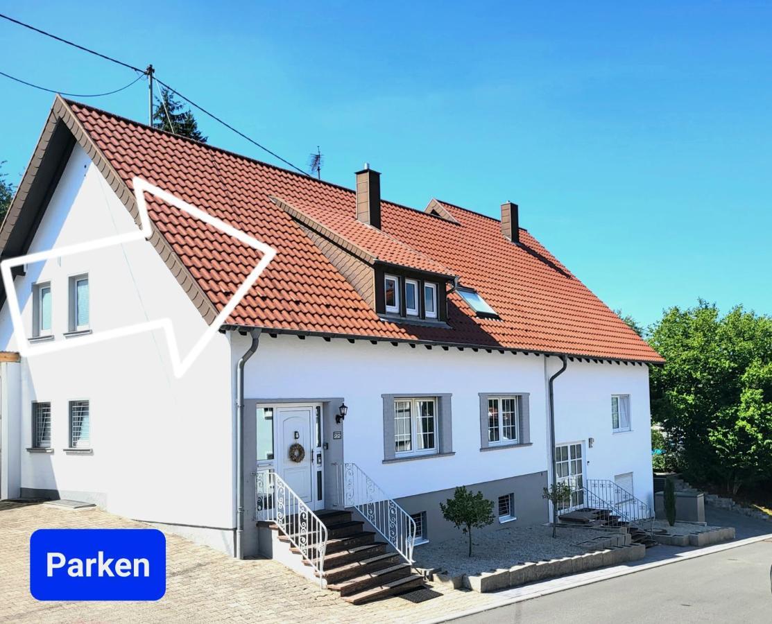 Schicke Komfortwohnung Zum Wohlfuehlen Merchweiler Bagian luar foto